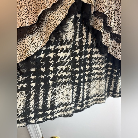 Silence + noise leopard print lace ruffle layered tank top size M - Picture 14 of 16